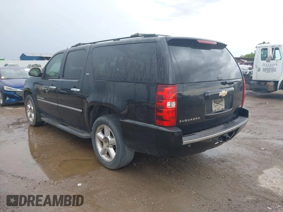 2011 Chevrolet Suburban LTZ с VIN 1GNSCKE02BR370652, выставлен на аукционе IAAI как лот 42473065 с пробегом 250 085 миль миль и . История ставок и продаж доступна на DreamBid. Изображение 3.