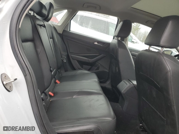 2019 Volkswagen Jetta SEL with VIN 3VWE57BU2KM037323, listed as a Copart auction lot 50090755 with 200,900 mi miles and Salvage Title. Bid and sale history available at carsss.com. Image 10.