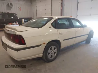 2004 Chevrolet Impala with VIN 2G1WF52E949105154, listed as a IAAI auction lot 42139491 with 176,924 mi miles. Bid and sale history available at carsss.com. Image 4.