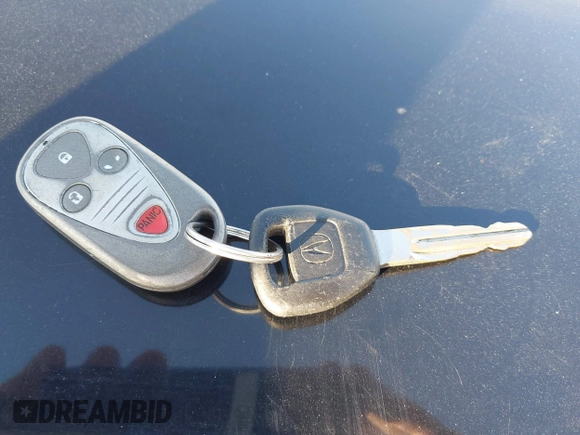 2002 Acura RL с VIN JH4KA96592C000849, выставлен на аукционе IAAI как лот 41159027 с пробегом Не указан миль и . История ставок и продаж доступна на DreamBid. Изображение 11.