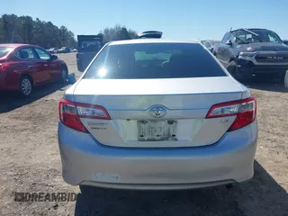2014 Toyota Camry L with VIN 4T1BF1FK7EU404947, listed as a IAAI auction lot 41762291 with 1 mi miles. Bid and sale history available at carsss.com. Image 16.