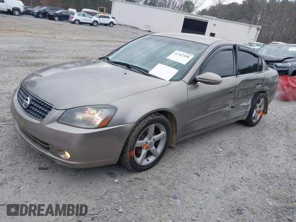 2005 Nissan Altima 3.5 SE with VIN 1N4BL11D05N430151, listed as a IAAI auction lot 41387898 with 257,990 mi miles. Bid and sale history available at carsss.com. Image 17.