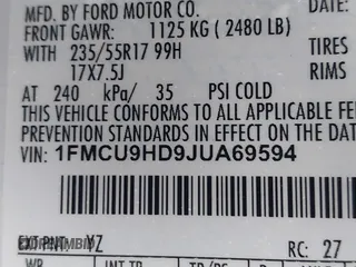 2018 Ford Escape SEL with VIN 1FMCU9HD9JUA69594, listed as a IAAI auction lot 41571208 with 124,193 mi miles. Bid and sale history available at carsss.com. Image 9.