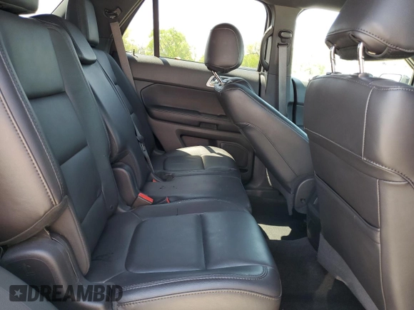 2014 Ford Explorer XLT z VIN 1FM5K8D80EGB50800, wystawiony jako Copart lot #54886585 z przebiegiem 121 085 mil mil oraz Szkody całkowita. Historia ofert i sprzedaży dostępna na DreamBid. Obrazek 11.