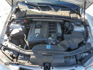 2008 BMW 3 Series 328xi z VIN WBAVT73548FZ37873, wystawiony jako Copart lot #41605795 z przebiegiem 43 445 mil mil oraz Szkoda całkowita • Salvage title. Historia ofert i sprzedaży dostępna na DreamBid. Obrazek 11.