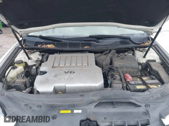 2010 Toyota Avalon XL with VIN 4T1BK3DB8AU354533, listed as a IAAI auction lot 41802797 with 117,956 mi miles and . Bid and sale history available at carsss.com. Image 10.