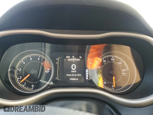 2017 Jeep Cherokee Latitude with VIN 1C4PJMCS7HW615637, listed as a Copart auction lot 59110765 with 179,248 mi miles and Salvage title. Bid and sale history available at DreamBid. Image 9.