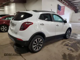 2020 Buick Encore Essence z VIN KL4CJGSB3LB061671, wystawiony jako Copart lot #43798525 z przebiegiem 101 220 mil mil oraz Tytuł czysty. Historia ofert i sprzedaży dostępna na DreamBid. Obrazek 3.