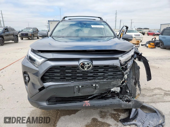 2023 Toyota RAV4 XLE Premium z VIN JTMC1RFV9PD099518, wystawiony jako Copart lot #59429125 z przebiegiem 19 866 mil mil oraz Szkoda całkowita • Salvage title. Historia ofert i sprzedaży dostępna na DreamBid. Obrazek 5.