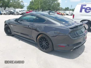 2022 Ford Mustang GT z VIN 1FA6P8CF9N5118407, wystawiony jako IAAI lot #42391902 z przebiegiem 25 355 mil mil oraz . Historia ofert i sprzedaży dostępna na DreamBid. Obrazek 3.