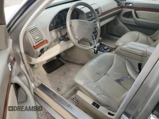1999 Mercedes-Benz S 320/430/500 z VIN WDBGA33G8XA423093, wystawiony jako Copart lot #80673894 z przebiegiem 188 077 mil mil oraz Czysty tytuł • Clean title. Historia ofert i sprzedaży dostępna na DreamBid. Obrazek 8.