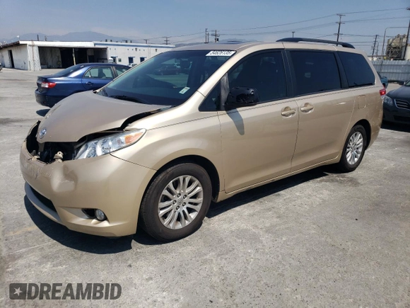 2013 Toyota Sienna XLE AAS с VIN 5TDYK3DC6DS322289, выставлен на аукционе Copart как лот 54626135 с пробегом 131 203 миль миль и Списание • Salvage title. История ставок и продаж доступна на DreamBid. Изображение 1.