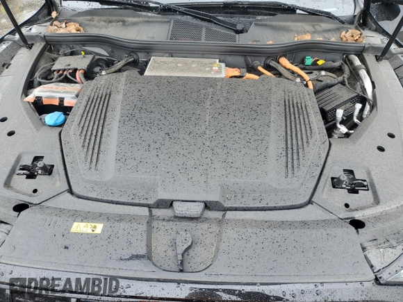 2023 Audi e-tron Premium Plus with VIN WA1LAAGE4PB024702, listed as a Copart auction lot 49175705 with 8,780 mi miles and Salvage title. Bid and sale history available at DreamBid. Image 13.