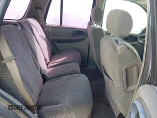 2003 Chevrolet TrailBlazer LS with VIN 1GNDS13S432222507, listed as a IAAI auction lot 42035817 with 220,061 mi miles. Bid and sale history available at carsss.com. Image 8.