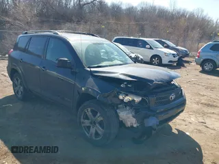 2006 Toyota RAV4 Sport with VIN JTMBK32V565007227, listed as a IAAI auction lot 41799466 with 272,090 mi miles. Bid and sale history available at carsss.com. Image 1.