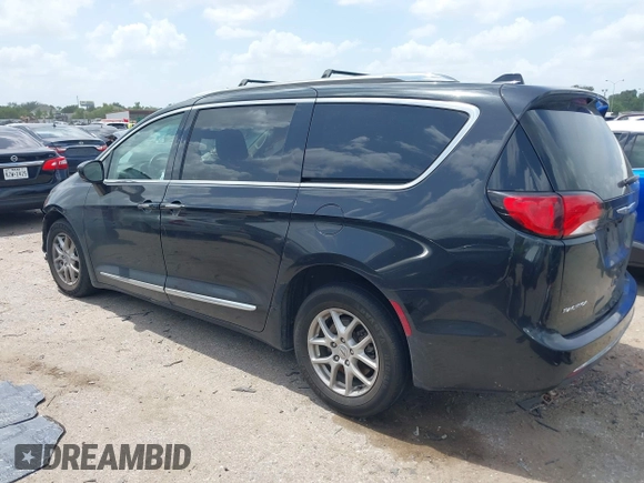 2020 Chrysler Pacifica Touring L with VIN 2C4RC1BG6LR173126, listed as a IAAI auction lot 42517961 with 75,014 mi miles and . Bid and sale history available at DreamBid. Image 3.