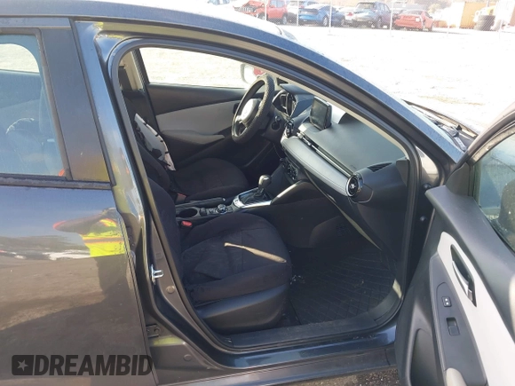 2019 Toyota Yaris Sedan L with VIN 3MYDLBYVXKY506966, listed as a IAAI auction lot 41455800 with 106,284 mi miles. Bid and sale history available at carsss.com. Image 5.