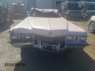 1972 Cadillac Eldorado z VIN 6D47R2Q198947, wystawiony jako Copart lot #67572714 z przebiegiem 63 965 mil mil oraz Nie do naprawy. Historia ofert i sprzedaży dostępna na DreamBid. Obrazek 5.