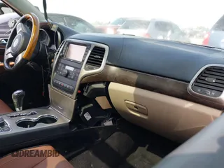 2011 Jeep Grand Cherokee Overland Summit with VIN 1J4RR6GTXBC683854, listed as a IAAI auction lot 42626452 with Not provided miles and . Bid and sale history available at DreamBid. Image 5.