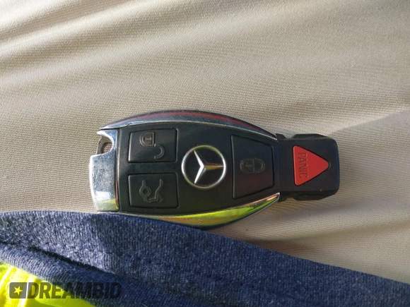 2009 Mercedes-Benz C 300 Sport with VIN WDDGF81X39R060084, listed as a IAAI auction lot 42467218 with 135,811 mi miles and . Bid and sale history available at DreamBid. Image 11.