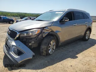2017 Kia Sorento LX with VIN 5XYPGDA31HG294721, listed as a Copart auction lot 61864165 with 180,244 mi miles and Salvage title. Bid and sale history available at DreamBid. Image 1.