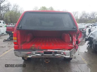 1999 Chevrolet Silverado 1500 LS with VIN 1GCEK14T6XZ153966, listed as a IAAI auction lot 41898476 with 246,792 mi miles. Bid and sale history available at carsss.com. Image 17.
