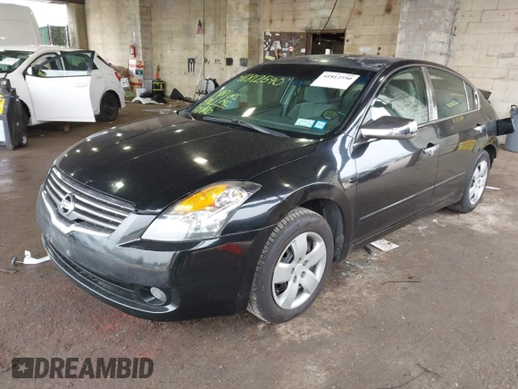 2008 Nissan Altima 2.5 S with VIN 1N4AL21E08C224077, listed as a IAAI auction lot 41812590 with 148,448 mi miles. Bid and sale history available at carsss.com. Image 2.