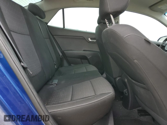 2018 Kia Rio S with VIN 3KPA24AB6JE085151, listed as a Copart auction lot 61552624 with 68,526 mi miles and Clean Title. Bid and sale history available at carsss.com. Image 10.
