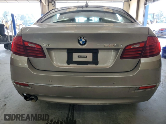 2016 BMW 5 Series 528i with VIN WBA5A5C54GD529359, listed as a Copart auction lot 61907235 with 111,621 mi miles and Salvage title. Bid and sale history available at DreamBid. Image 6.
