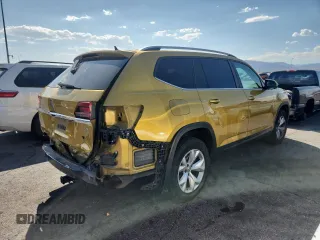 2018 Volkswagen Atlas SE with VIN 1V2DR2CA1JC549051, listed as a Copart auction lot 60279295 with 121,063 mi miles and Salvage title. Bid and sale history available at DreamBid. Image 3.