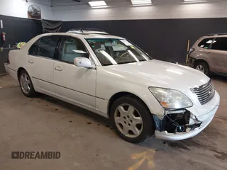 2004 Lexus LS 430 z VIN JTHBN36F940155156, wystawiony jako IAAI lot #42247249 z przebiegiem 63 167 mil mil oraz . Historia ofert i sprzedaży dostępna na DreamBid. Obrazek 1.