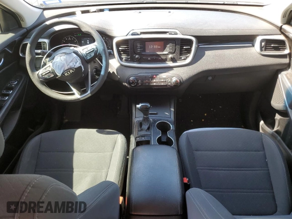 2017 Kia Sorento LX with VIN 5XYPGDA32HG193056, listed as a Copart auction lot 45676215 with 120,100 mi miles and Salvage Title. Bid and sale history available at carsss.com. Image 8.