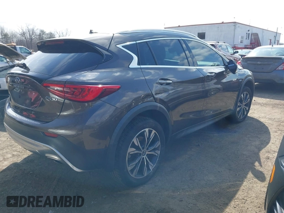 2017 Infiniti QX30 Luxury with VIN SJKCH5CR9HA019856, listed as a IAAI auction lot 41590907 with 45,555 mi miles. Bid and sale history available at carsss.com. Image 4.