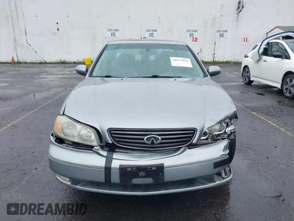 2004 Infiniti I35 with VIN JNKDA31A74T208001, listed as a IAAI auction lot 41835959 with 84,747 mi miles. Bid and sale history available at carsss.com. Image 12.