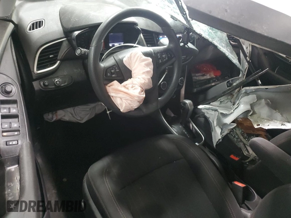 2020 Chevrolet Trax LT with VIN 3GNCJPSB3LL116180, listed as a Copart auction lot 57795485 with 52,576 mi miles and Salvage title. Bid and sale history available at DreamBid. Image 8.