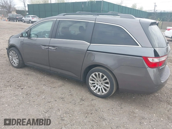 2011 Honda Odyssey EX with VIN 5FNRL5H49BB082706, listed as a IAAI auction lot 42080414 with 228,176 mi miles and . Bid and sale history available at carsss.com. Image 3.