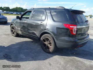 2013 Ford Explorer Limited with VIN 1FM5K8F86DGA04736, listed as a IAAI auction lot 41143447 with 134,788 mi miles. Bid and sale history available at carsss.com. Image 3.