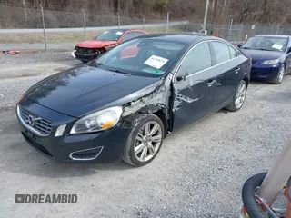2012 Volvo S60 T6 with VIN YV1902FH8C2040412, listed as a IAAI auction lot 41739075 with 115,215 mi miles. Bid and sale history available at carsss.com. Image 20.