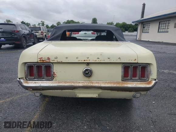 1970 Ford Mustang z VIN 0F03F162390, wystawiony jako Copart lot #60489935 z przebiegiem 99 932 mil mil oraz Czysty tytuł • Clean title. Historia ofert i sprzedaży dostępna na DreamBid. Obrazek 6.