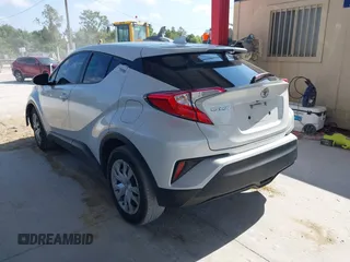 2019 Toyota C-HR XLE with VIN NMTKHMBX2KR087529, listed as a IAAI auction lot 42165493 with 130,053 mi miles and . Bid and sale history available at DreamBid. Image 3.
