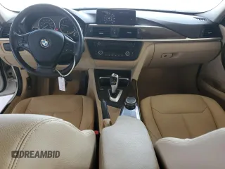 2015 BMW 3 Series 320i xDrive z VIN WBA3C3G51FNS74131, wystawiony jako Copart lot #56009775 z przebiegiem 155 617 mil mil oraz Szkoda całkowita • Salvage title. Historia ofert i sprzedaży dostępna na DreamBid. Obrazek 8.