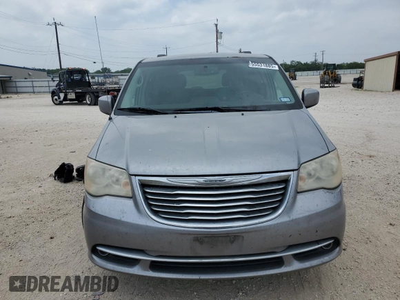 2014 Chrysler Town & Country Touring with VIN 2C4RC1BGXER293739, listed as a Copart auction lot 55531885 with 209,867 mi miles and Clean Title. Bid and sale history available at carsss.com. Image 5.