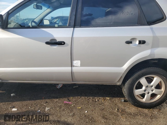 2006 Hyundai Tucson GL with VIN KM8JM12B56U462483, listed as a Copart auction lot 73651004 with 105,350 mi miles and Non Repairable. Bid and sale history available at carsss.com. Image 12.