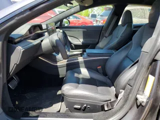 2021 Tesla Model S Long Range z VIN 5YJSA1E56MF456558, wystawiony jako Copart lot #51759745 z przebiegiem 39 537 mil mil oraz Szkoda całkowita • Salvage title. Historia ofert i sprzedaży dostępna na DreamBid. Obrazek 7.