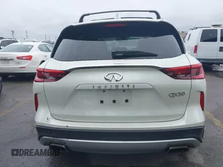 2019 Infiniti QX50 LUXE with VIN 3PCAJ5M16KF116521, listed as a IAAI auction lot 41793978 with 70,007 mi miles. Bid and sale history available at carsss.com. Image 16.
