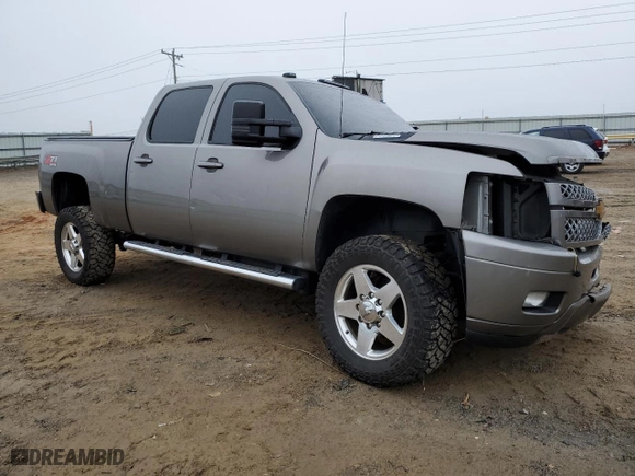 2013 Chevrolet Silverado 2500HD LTZ with VIN 1GC1KYE81DF223629, listed as a Copart auction lot 84713064 with NaN miles and Salvage Title. Bid and sale history available at carsss.com. Image 4.