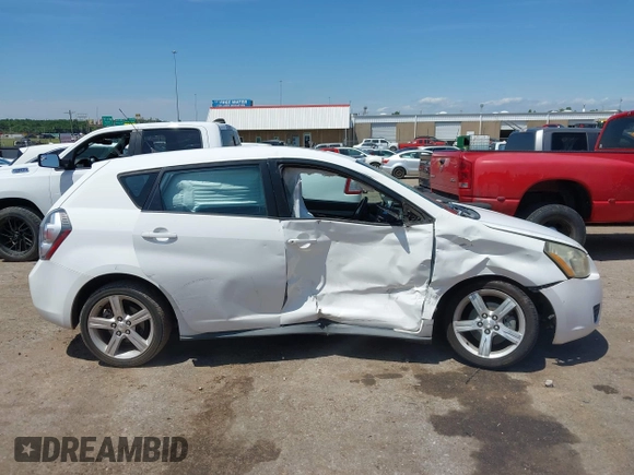 2010 Pontiac Vibe 1SB with VIN 5Y2SL6E04AZ404492, listed as a IAAI auction lot 42496299 with 162,858 mi miles and . Bid and sale history available at DreamBid. Image 13.