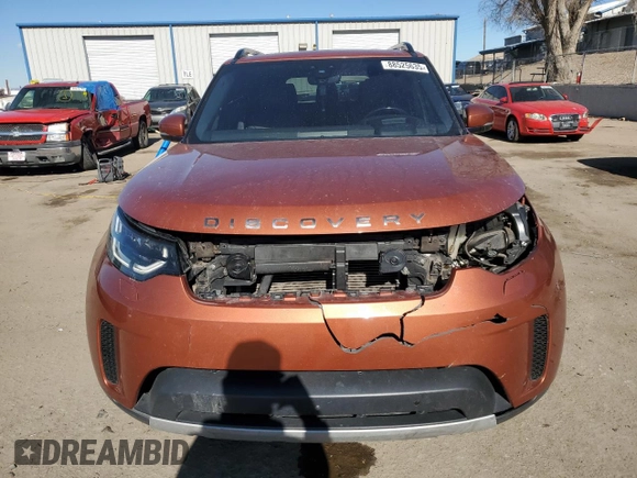 2017 Land Rover Discovery HSE Luxury z VIN SALRHBBV7HA047058, wystawiony jako Copart lot #88525635 z przebiegiem 111 989 mil mil oraz Szkoda całkowita • Salvage title. Historia ofert i sprzedaży dostępna na DreamBid. Obrazek 5.