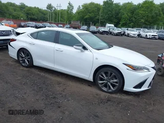 2019 Lexus ES 350 with VIN 58ABZ1B16KU002121, listed as a IAAI auction lot 42351777 with 64,171 mi miles and . Bid and sale history available at DreamBid. Image 1.