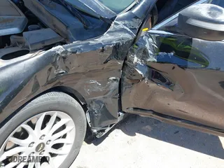 2011 Hyundai Genesis with VIN KMHGC4DE4BU118269, listed as a IAAI auction lot 42088835 with 145,600 mi miles. Bid and sale history available at carsss.com. Image 6.